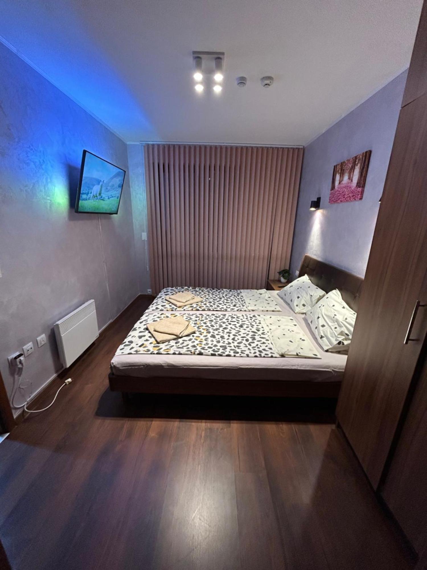 2-Bedroom, 2-Bathroom With Fireplace And Garden At Winslow Infinity Bansko Buitenkant foto