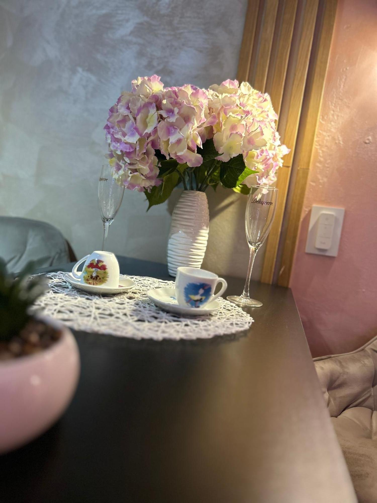 2-Bedroom, 2-Bathroom With Fireplace And Garden At Winslow Infinity Bansko Buitenkant foto
