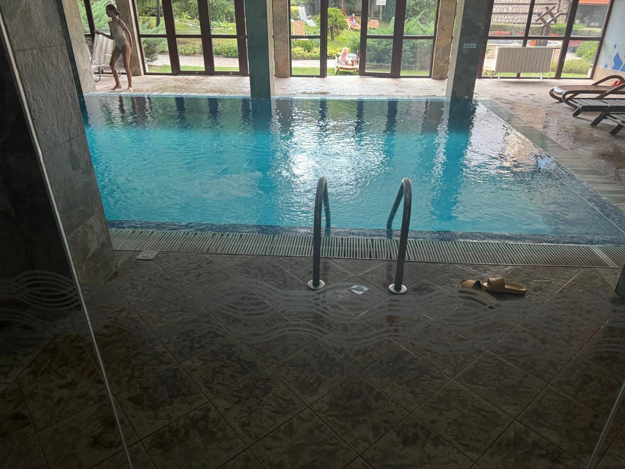 2-Bedroom, 2-Bathroom With Fireplace And Garden At Winslow Infinity Bansko Buitenkant foto