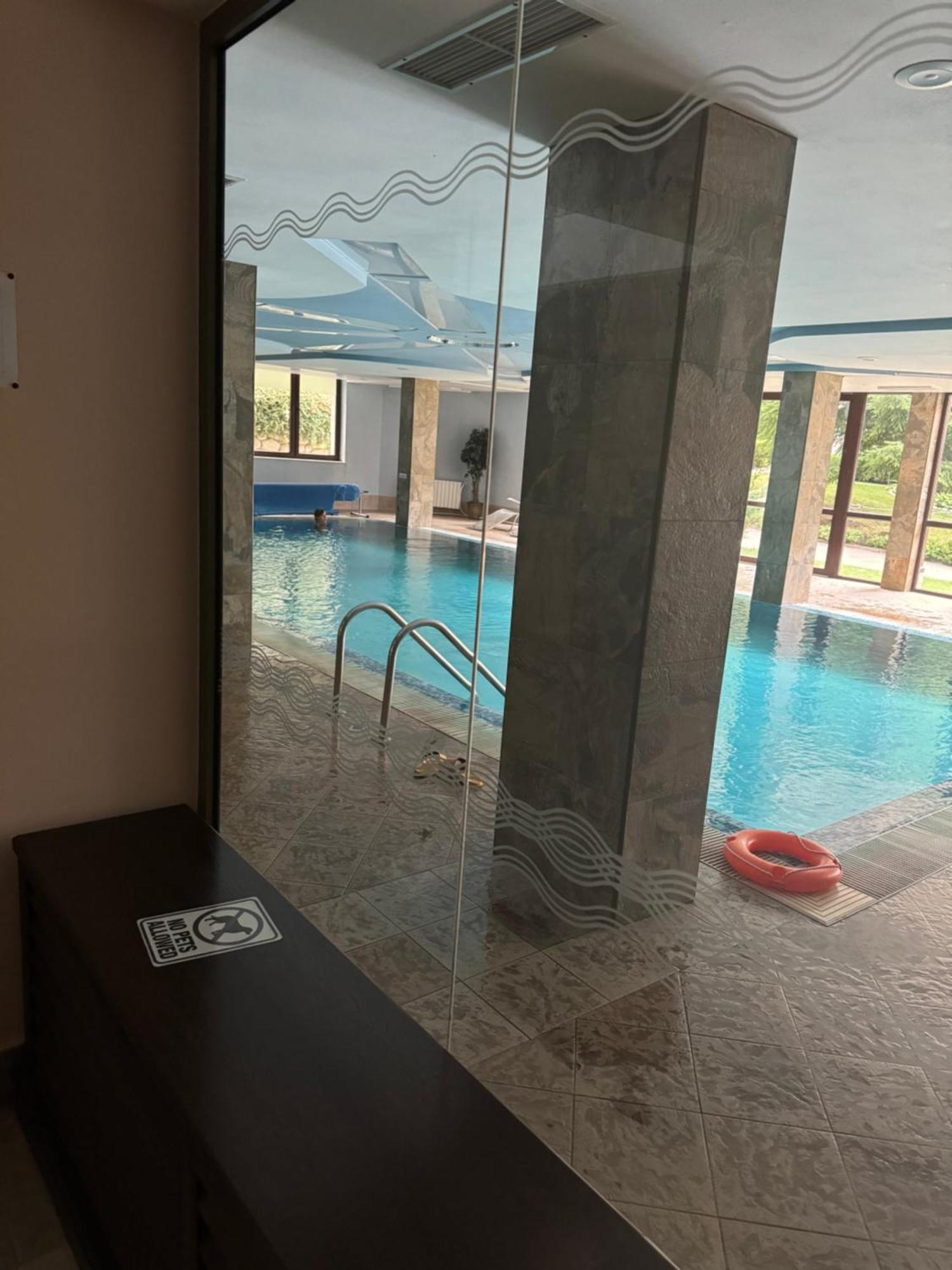 2-Bedroom, 2-Bathroom With Fireplace And Garden At Winslow Infinity Bansko Buitenkant foto